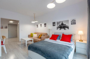 Luxury in City -3- Studio Bright & Secure Free Parking